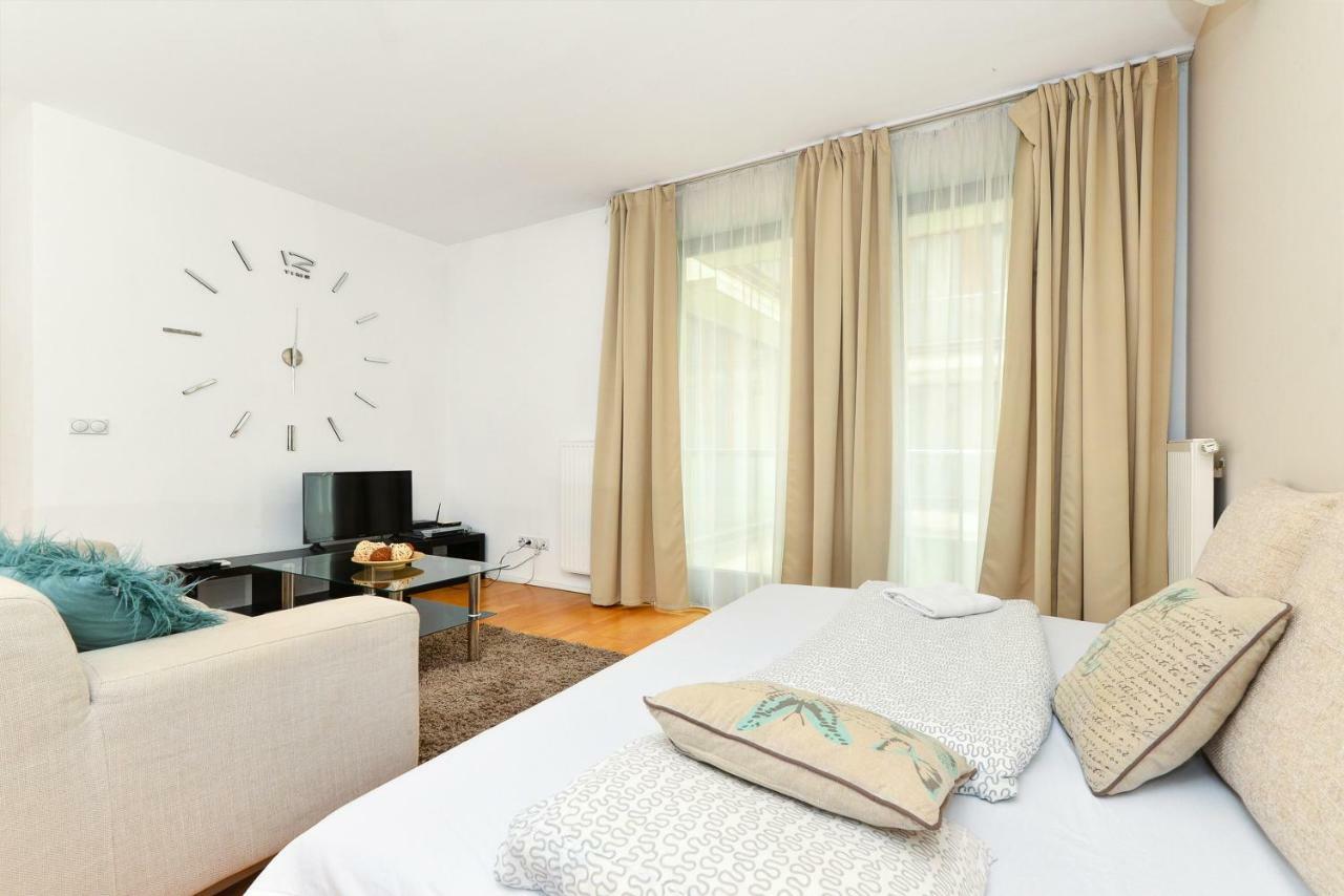 בודפשט Quality Point Apartments 0-24 Reception מראה חיצוני תמונה